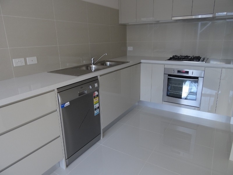 118 Shearwater  Drive, Lake Heights NSW 2502