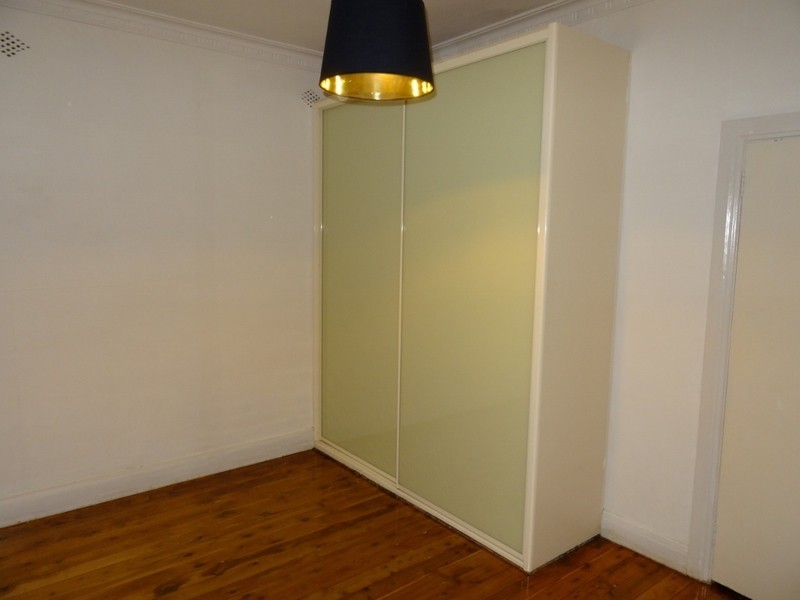 17 Gladstone Avenue, Wollongong NSW 2500