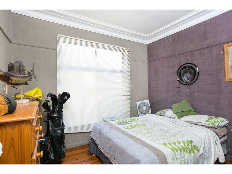 46 Lake Avenue, Cringila NSW 2502