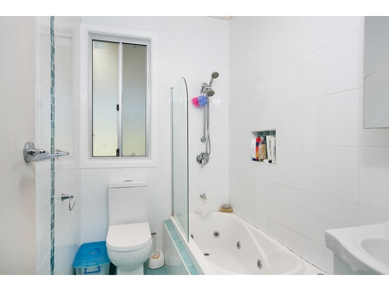 46 Lake Avenue, Cringila NSW 2502