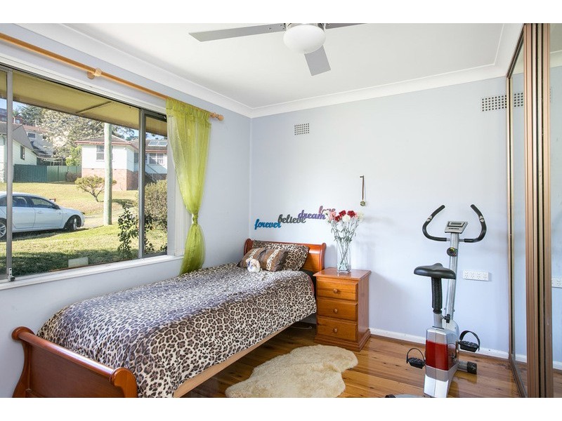 9 Wirri Place, Berkeley NSW 2506