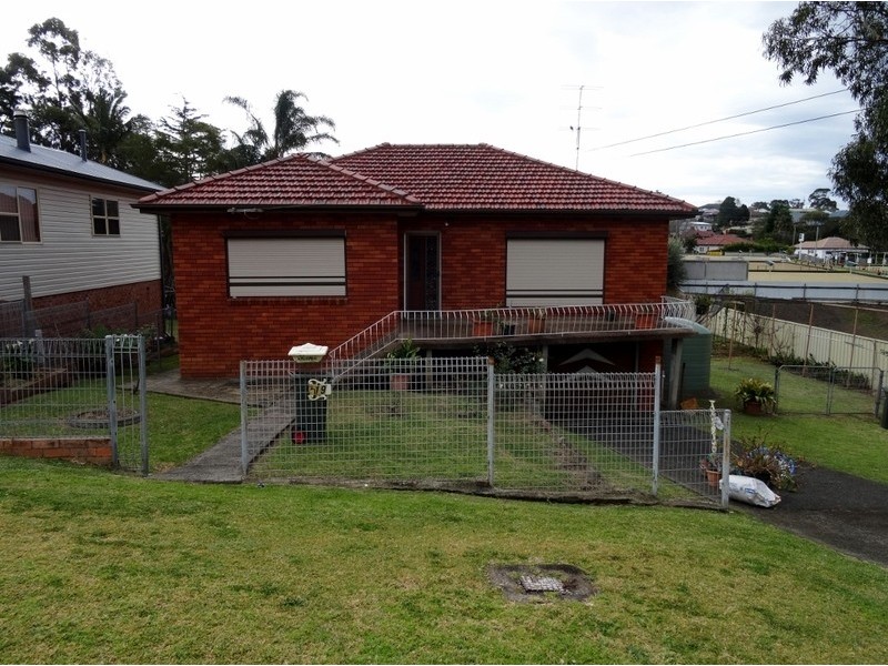 19 James Road, Corrimal NSW 2518