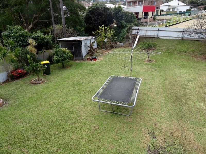 19 James Road, Corrimal NSW 2518
