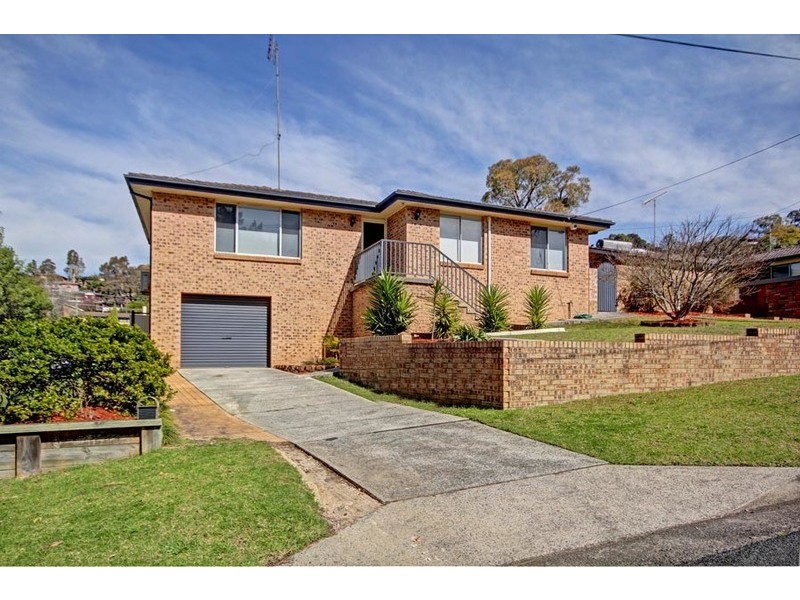 151 Waples  Road, Farmborough Heights NSW 2526