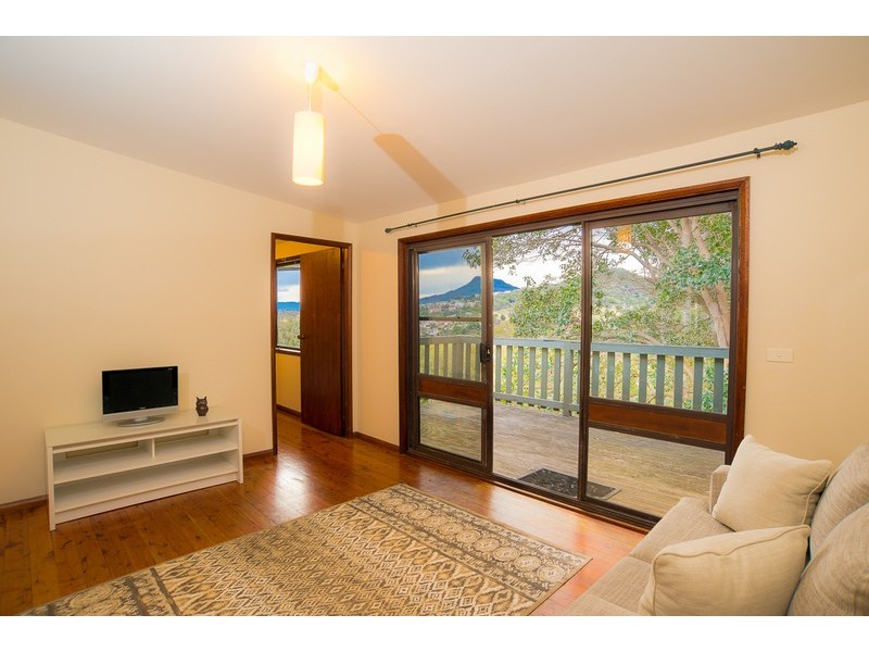 191 Mount Keira  Road, Mount Keira NSW 2500