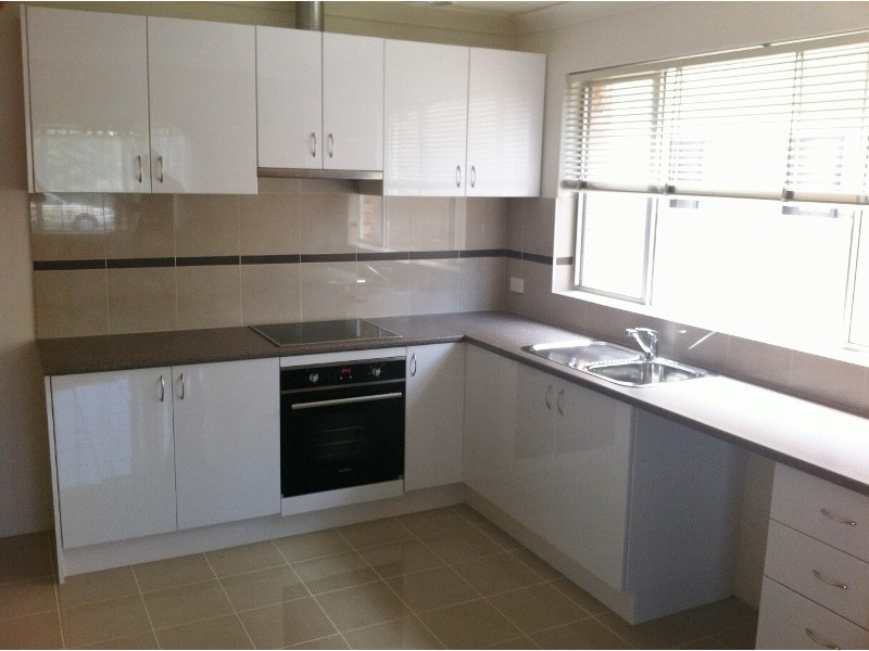 40 Lakeview Parade, Primbee NSW 2502