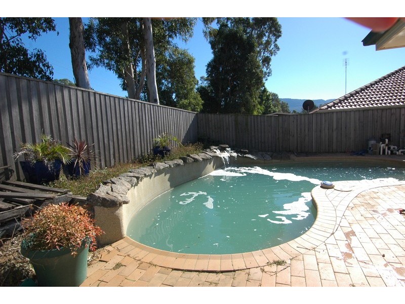 16 Karara Avenue, Horsley NSW 2530