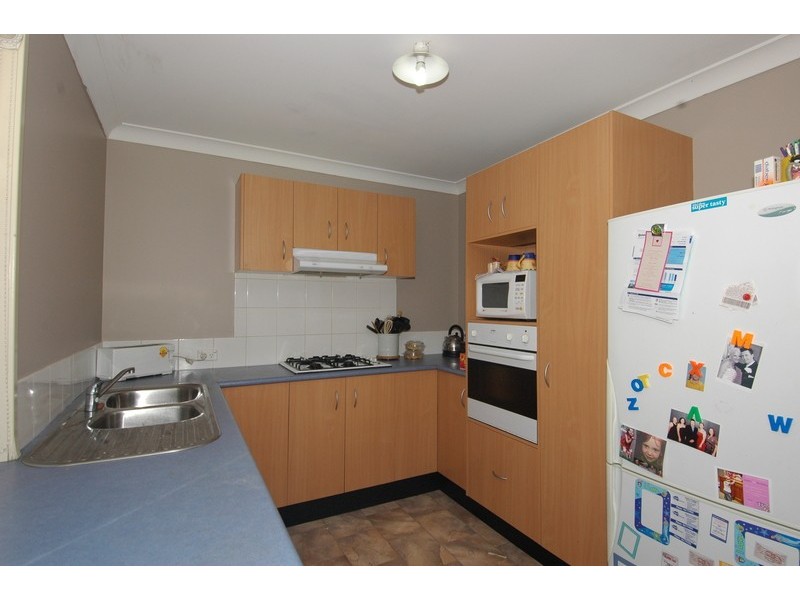 16 Karara Avenue, Horsley NSW 2530