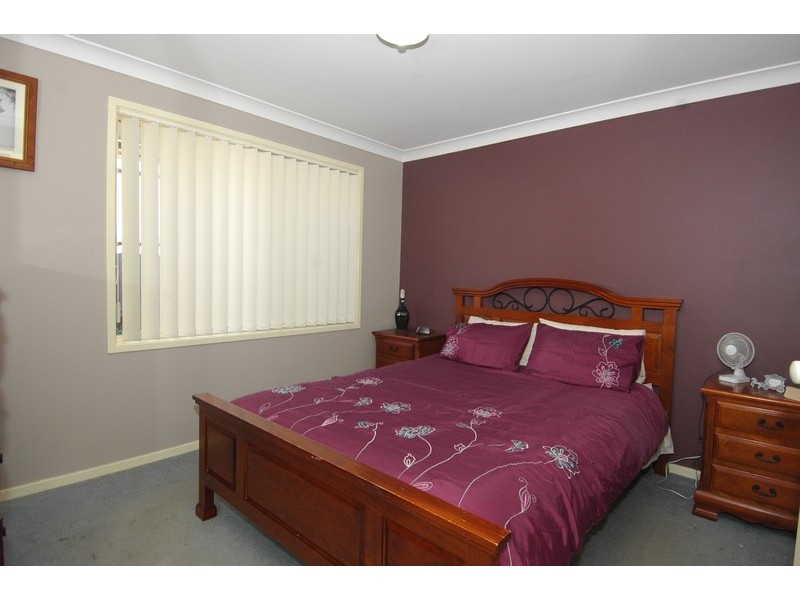 16 Karara Avenue, Horsley NSW 2530