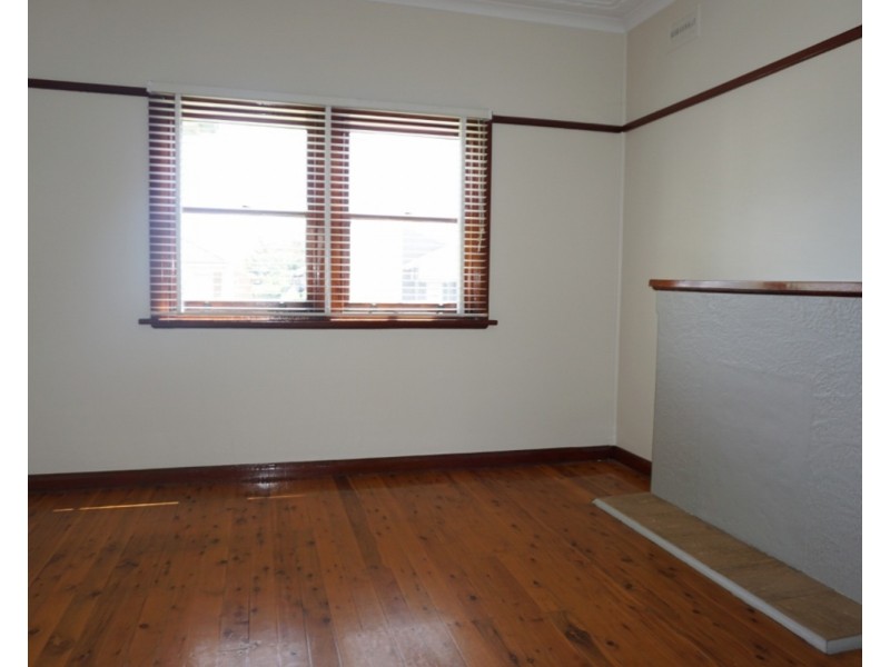 31 Norman Street, Fairy Meadow NSW 2519