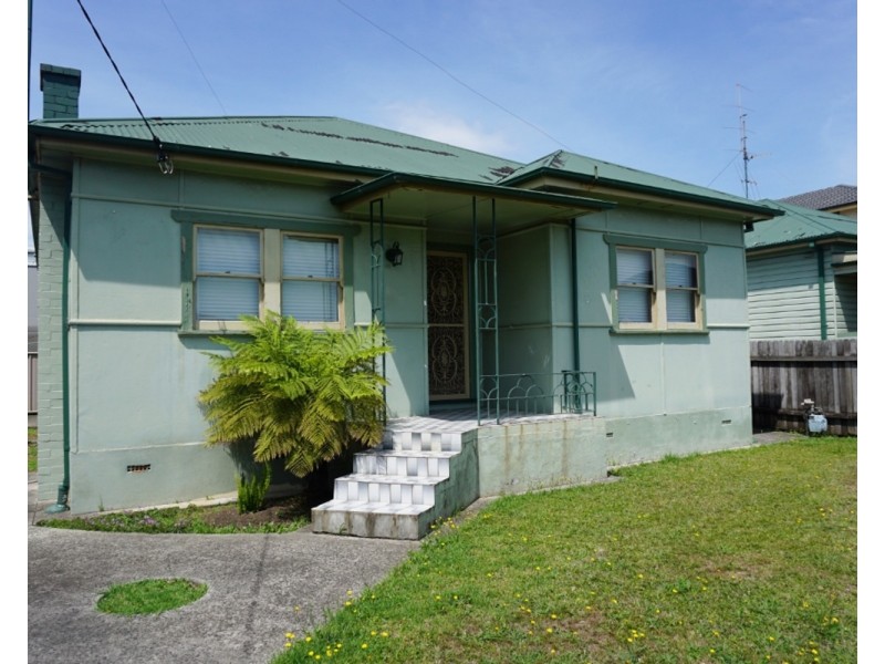 31 Norman Street, Fairy Meadow NSW 2519