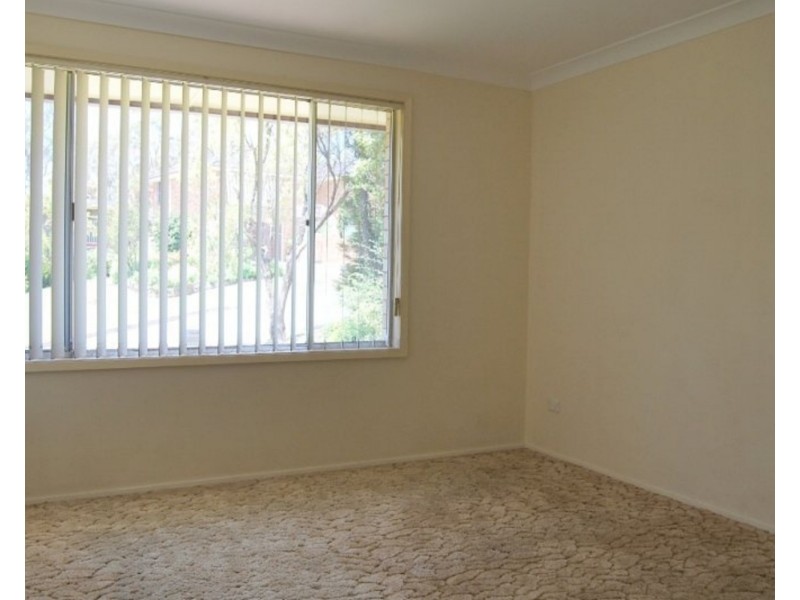 6 Belwarra Avenue, Figtree NSW 2525