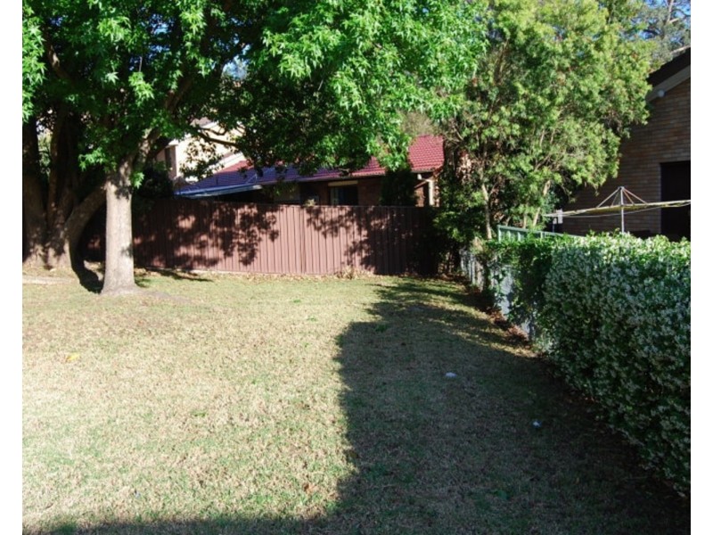 6 Belwarra Avenue, Figtree NSW 2525