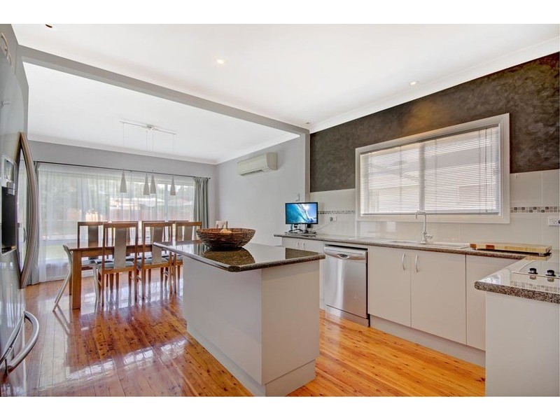 14 Mawarra Avenue, Dapto NSW 2530