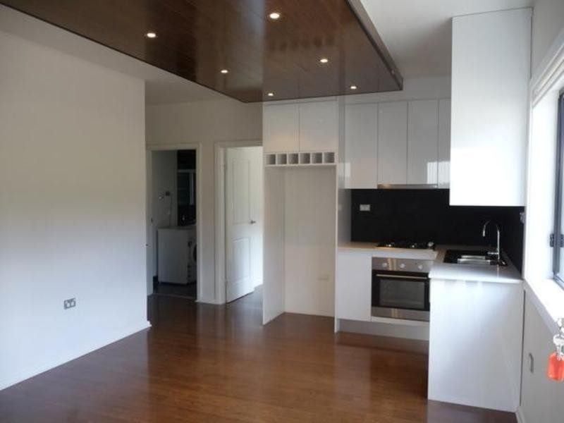 1/151 Gladstone Avenue, Coniston NSW 2500