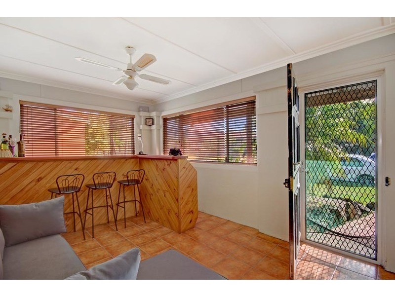 39 Dorrigo Avenue, Woonona NSW 2517