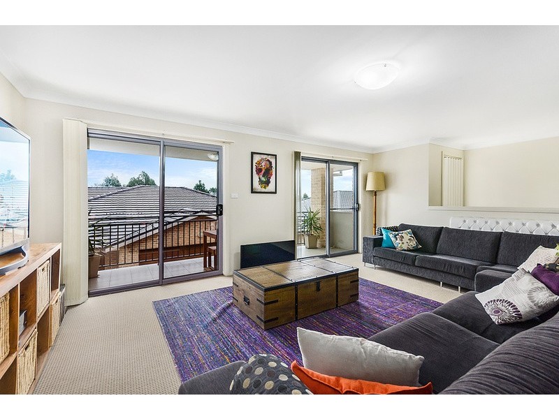 9/121 Daintree Drive, Albion Park NSW 2527