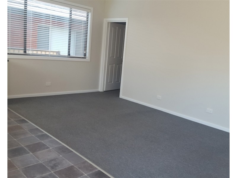 2/13 Donaldson Street, Port Kembla NSW 2505