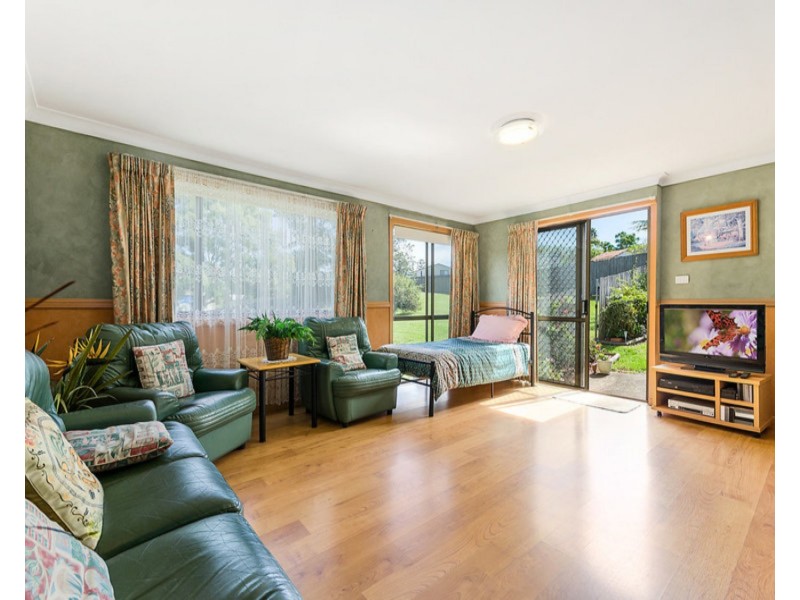64  Ranchby Avenue, Lake Heights NSW 2502