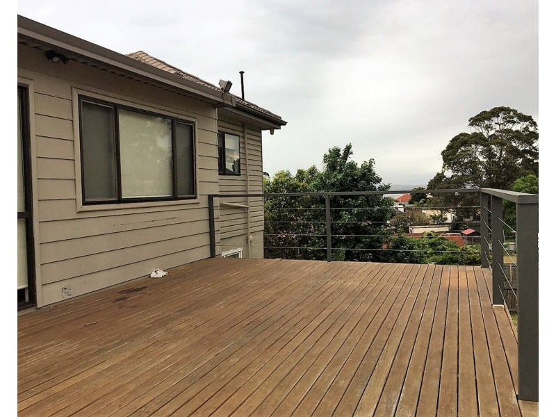 64  Ranchby Avenue, Lake Heights NSW 2502