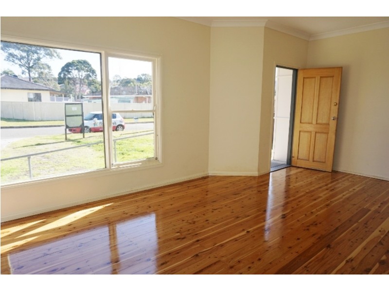 27 Kapooka Avenue, Dapto NSW 2530