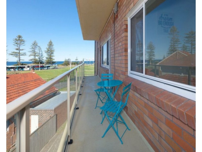 9/6 Parkside Avenue, Wollongong NSW 2500