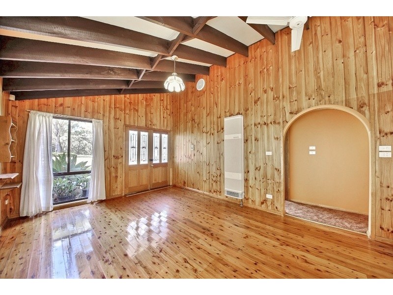 450 The W E Middleton Memorial Drive, Thirlmere NSW 2572