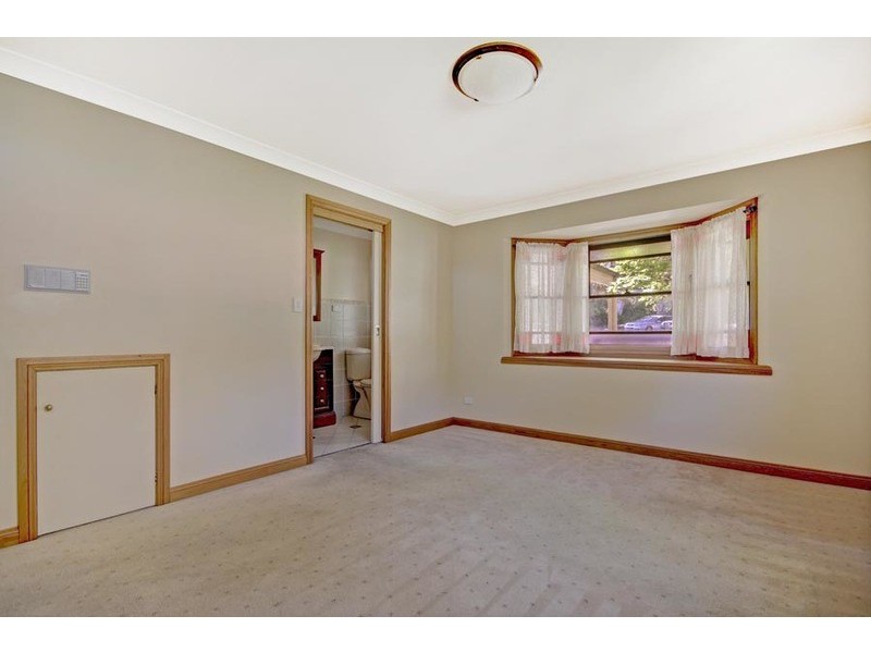 26 Camden Grove, Figtree NSW 2525
