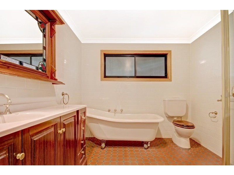 26 Camden Grove, Figtree NSW 2525