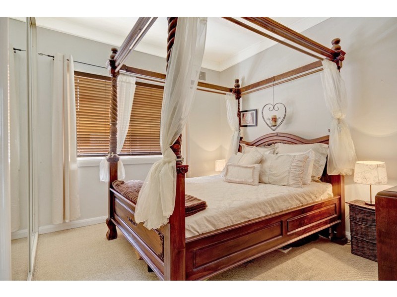 21 Carroll Road, East Corrimal NSW 2518