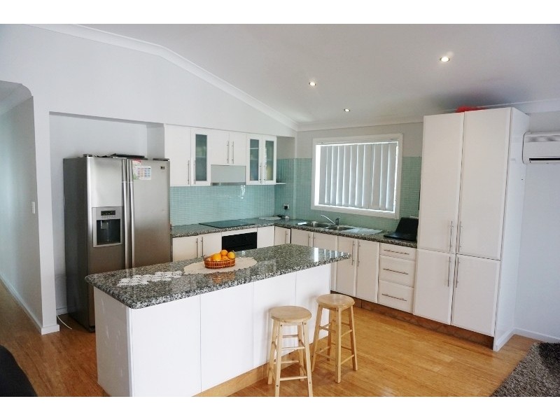 2 Mcgovern Street, Cringila NSW 2502