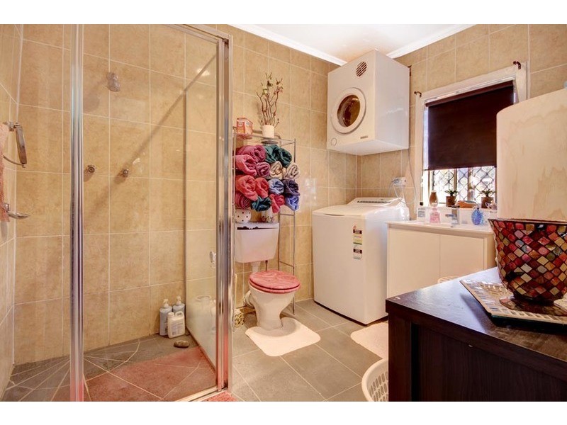 136a Lake Avenue, Cringila NSW 2502