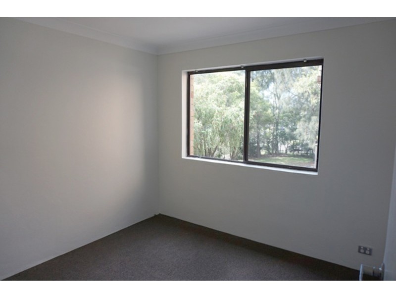 10/2-4 Hindmarsh Avenue, North Wollongong NSW 2500