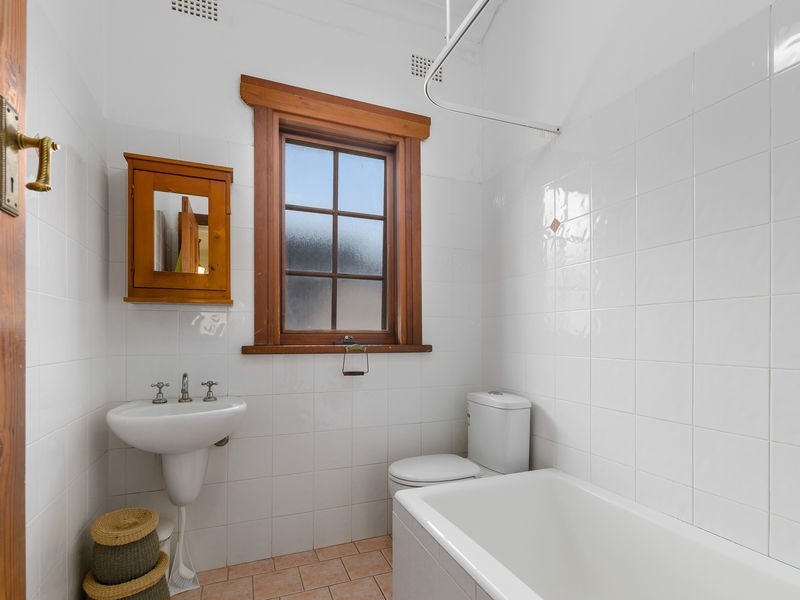 51 Donaldson Street, Port Kembla NSW 2505