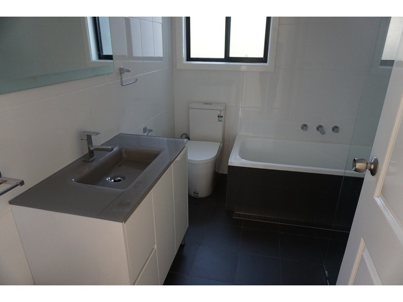 50a Thames Street, West Wollongong NSW 2500