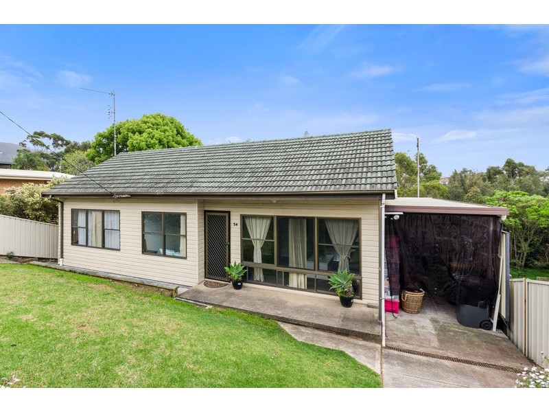 54 HUTTON Avenue, Bulli NSW 2516