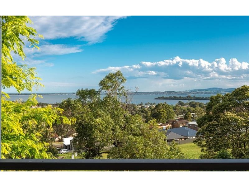 14 Masthead Place, Berkeley NSW 2506