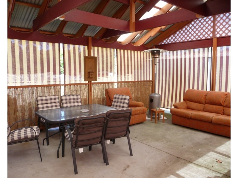 9 Newcastle Street, Cringila NSW 2502