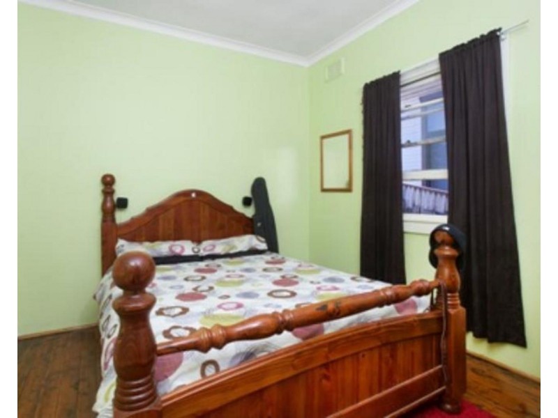 48 Lake Avenue, Cringila NSW 2502
