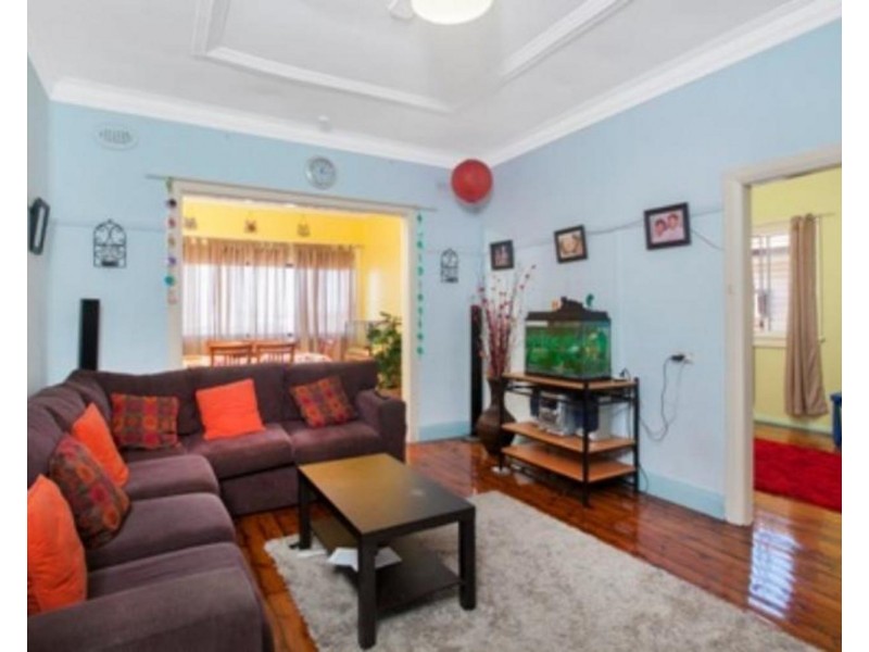 48 Lake Avenue, Cringila NSW 2502