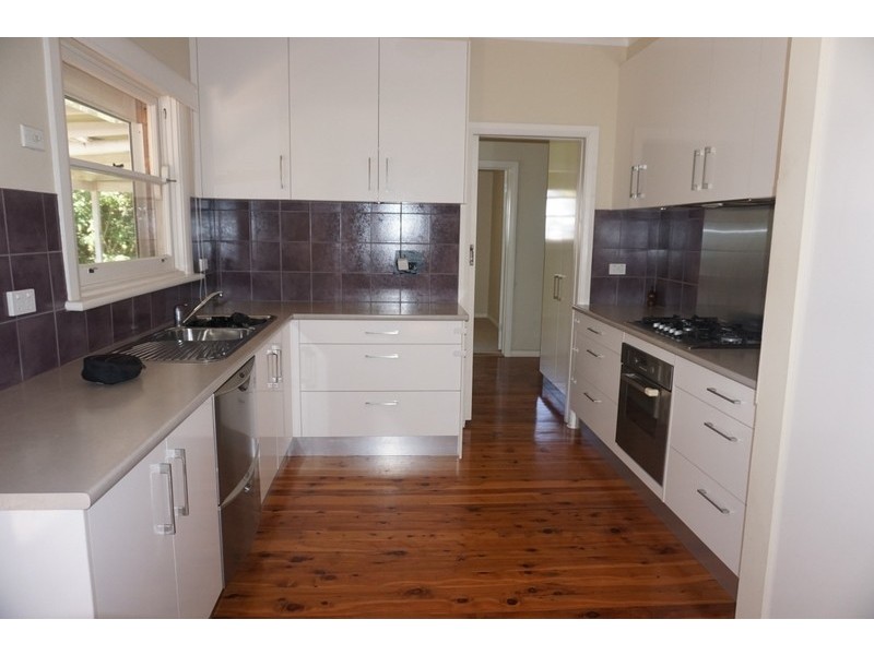 34 Staff Road, Wollongong NSW 2500