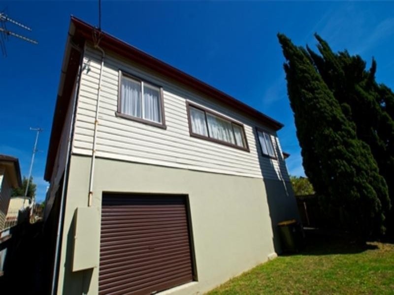 48 Lake Avenue, Cringila NSW 2502