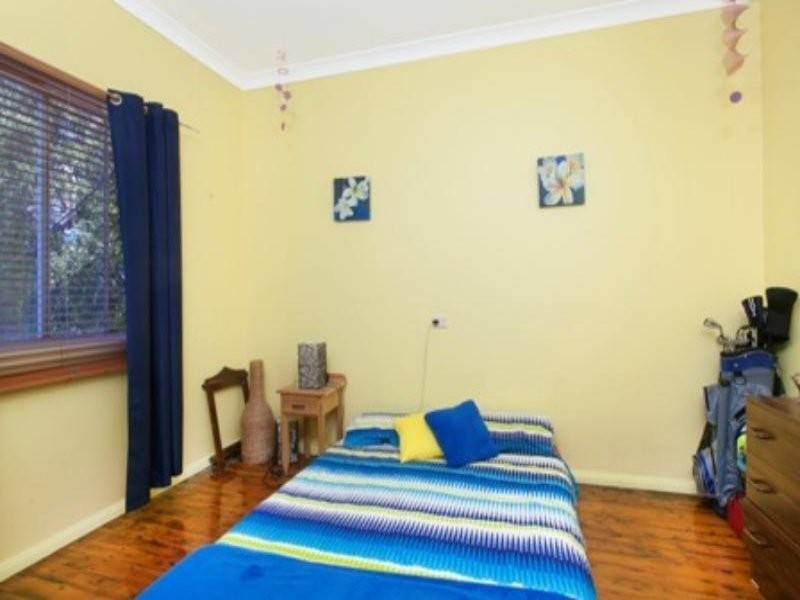 48 Lake Avenue, Cringila NSW 2502