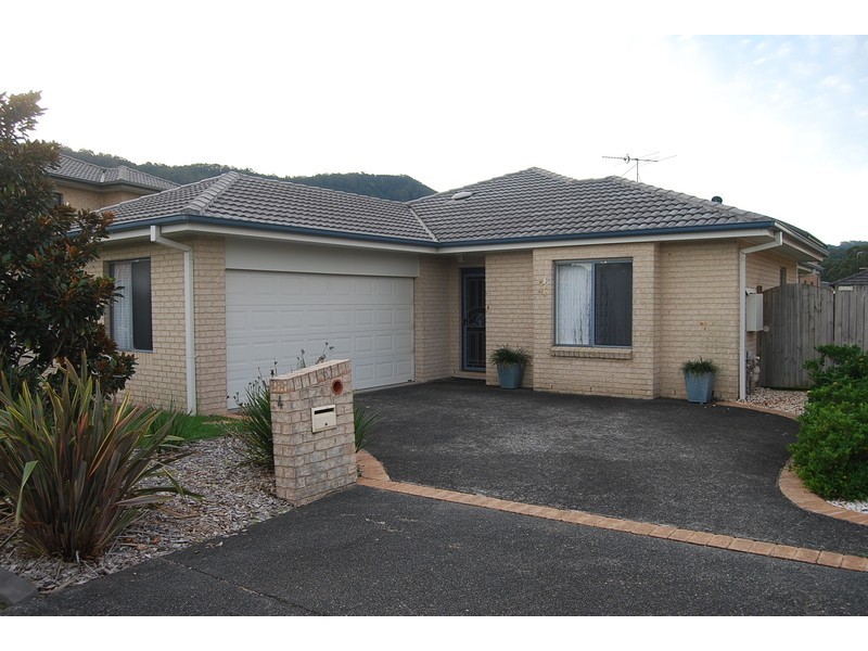 4 Laurel Close, Woonona NSW 2517