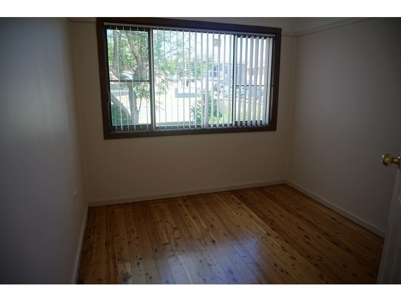 54 Lakeview Parade, Primbee NSW 2502