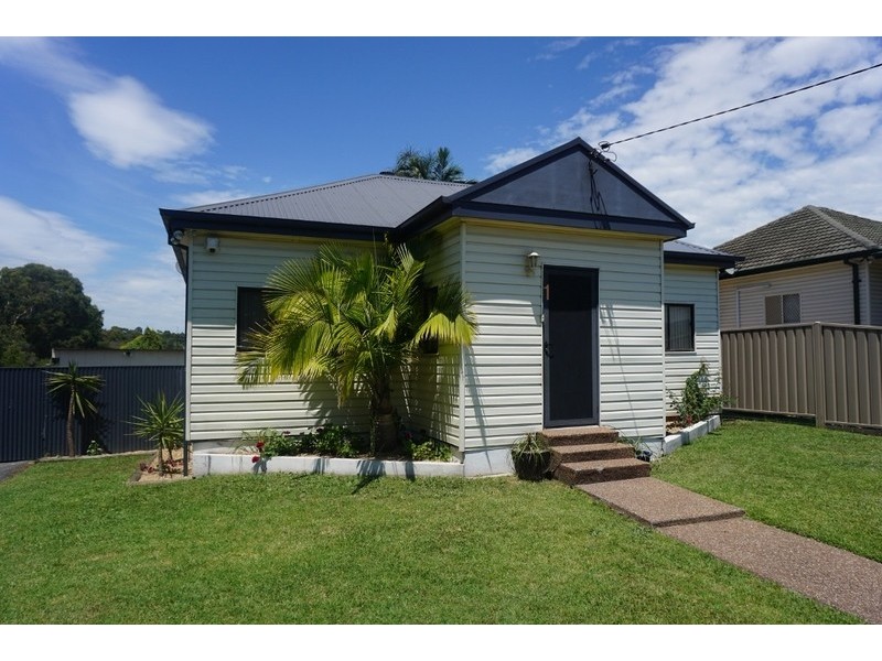 1 Birmingham Street, Cringila NSW 2502