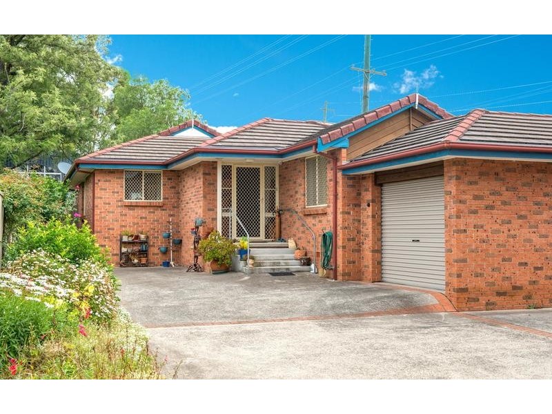 3/2 Miller Street, Coniston NSW 2500