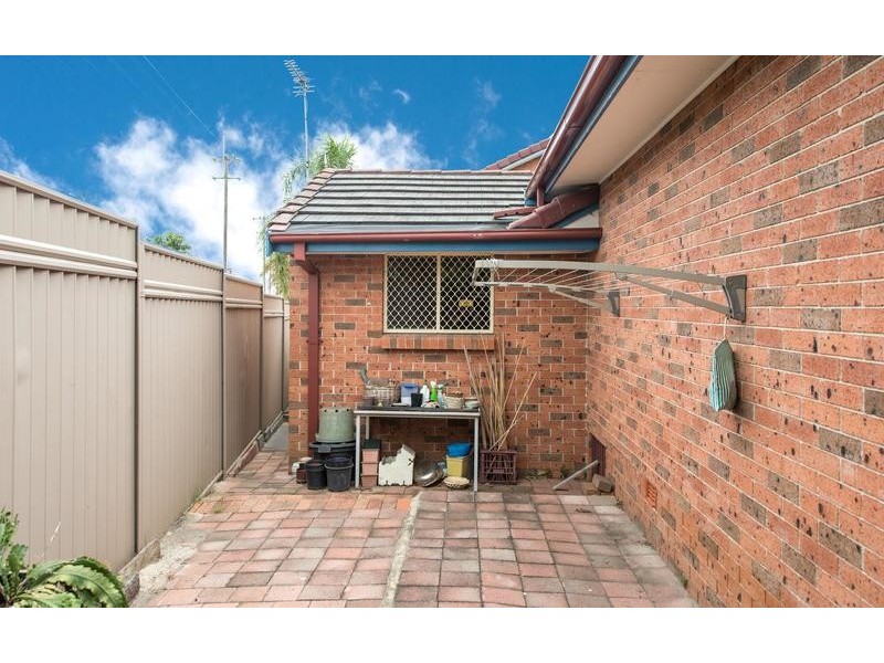 3/2 Miller Street, Coniston NSW 2500