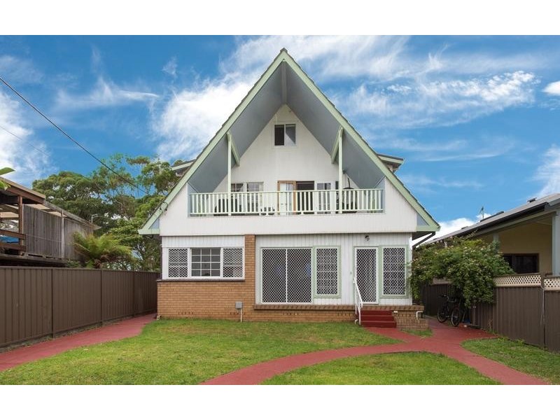 25 Turner Esplanade, East Corrimal NSW 2518