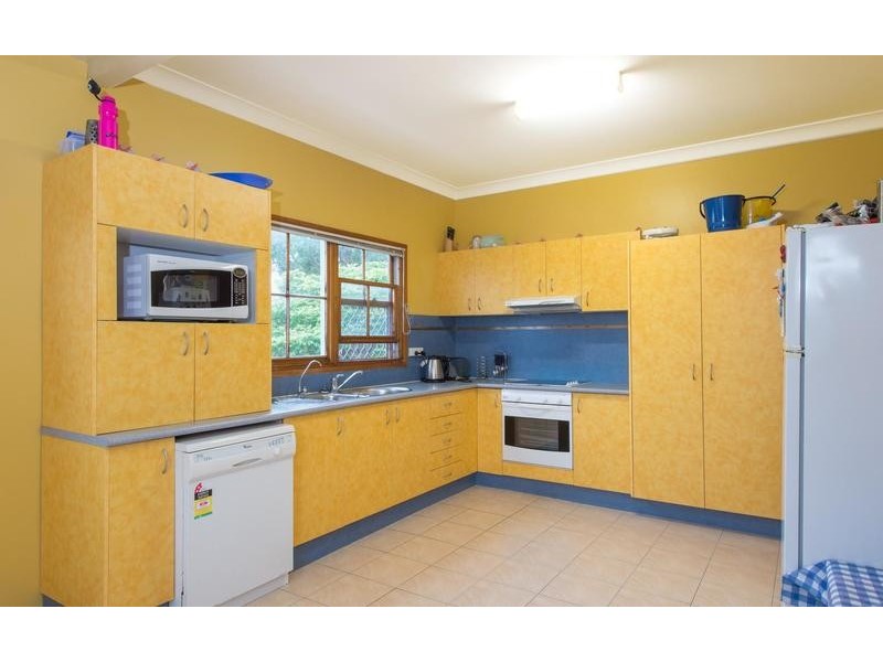 25 Turner Esplanade, East Corrimal NSW 2518